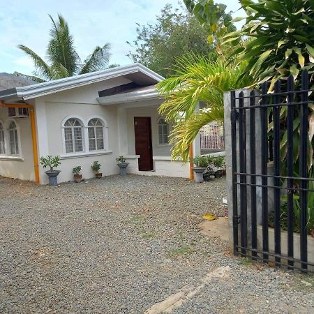 Hotel Czarina Transient House Alaminos Exterior foto