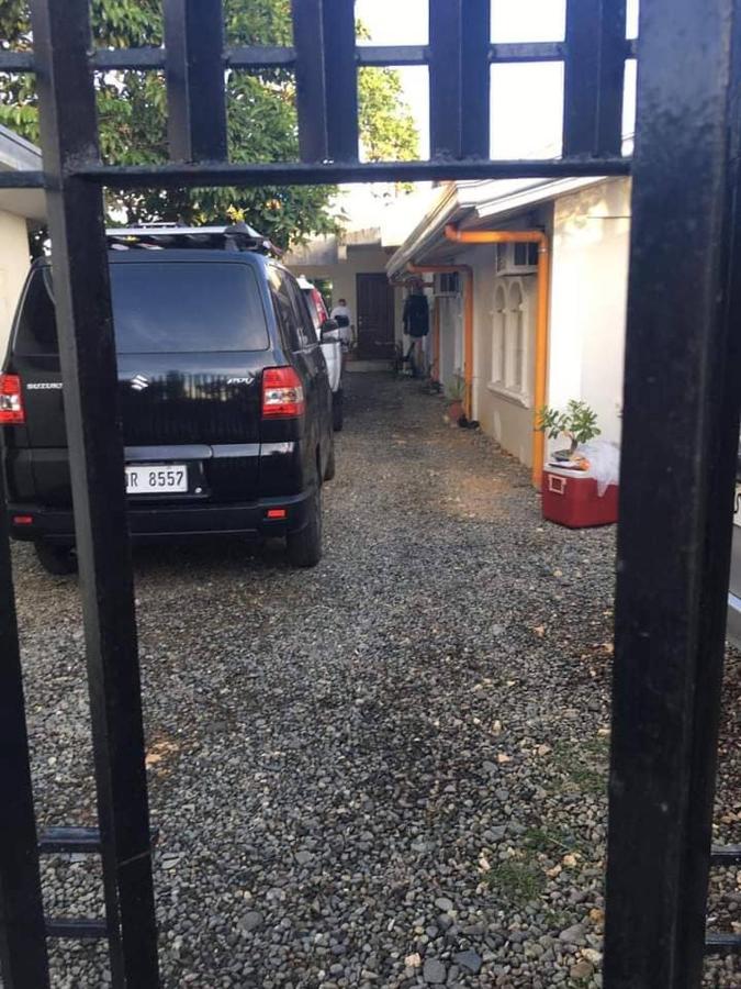 Hotel Czarina Transient House Alaminos Exterior foto